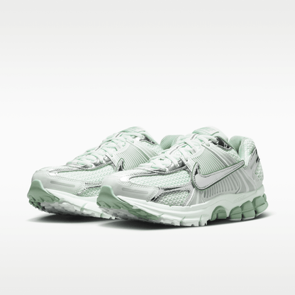 Barely Green/Steam/Spruce Aura/Metallic Silver