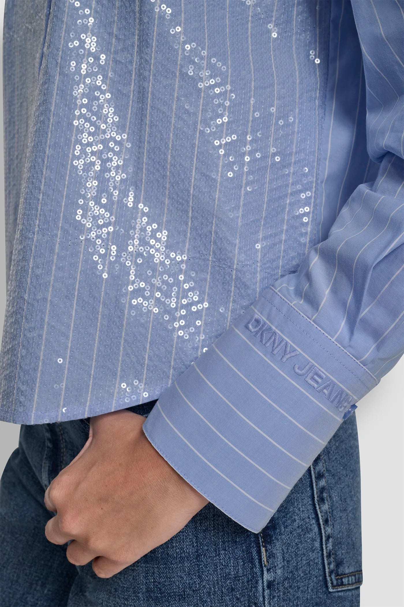 chambray/white